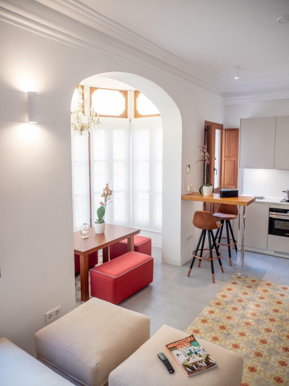 Es Palauet Brandnew One Suite Apartment In Ibiza Center Ngoại thất bức ảnh